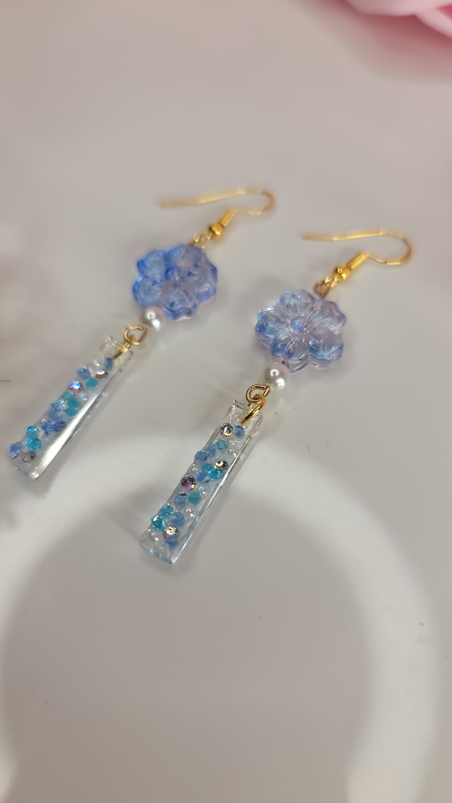 Frosted Petal Sparkle Drops