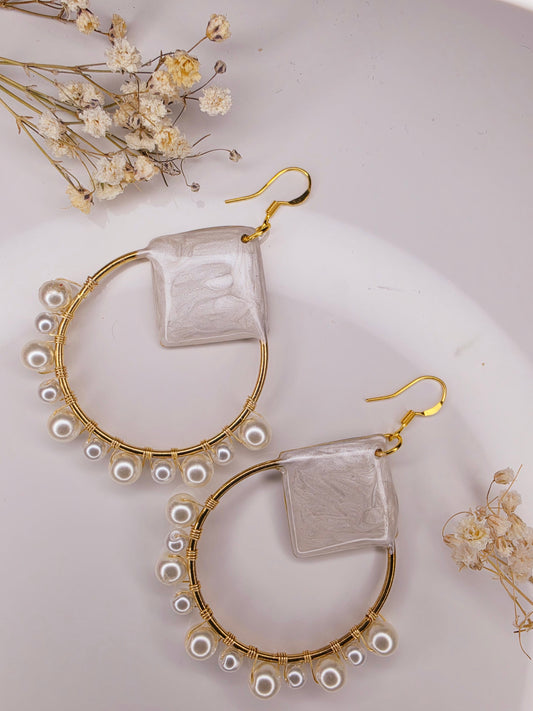 Luna Pearl Halo Earrings Gold