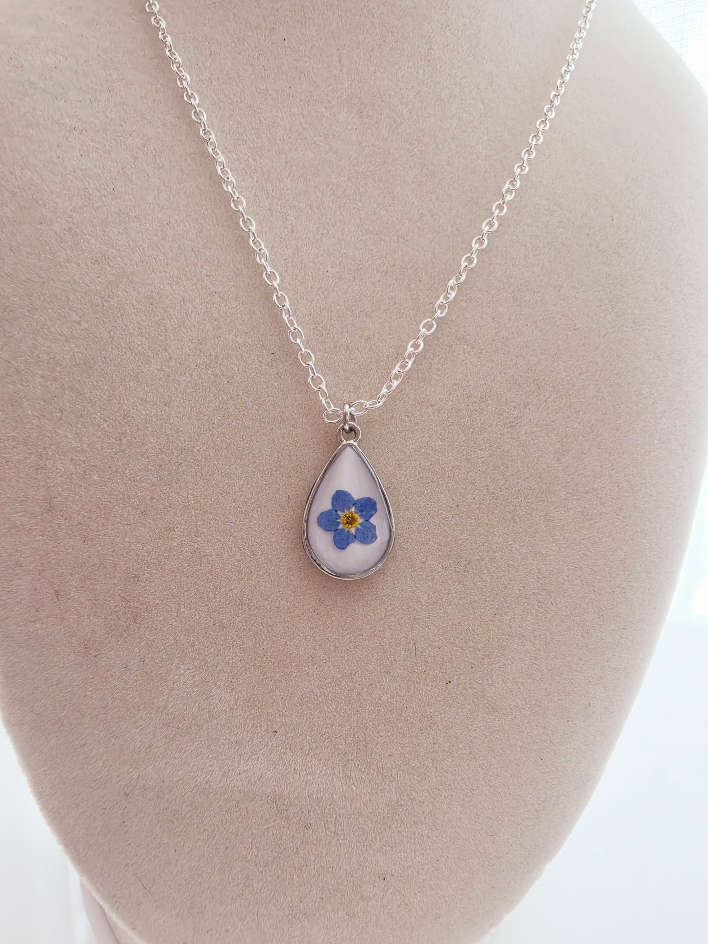 Forget Me Not Keepsake Necklace silver