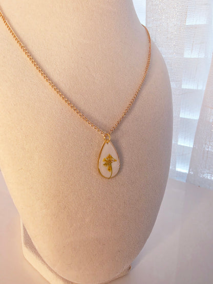Golden Meadow Necklace gold